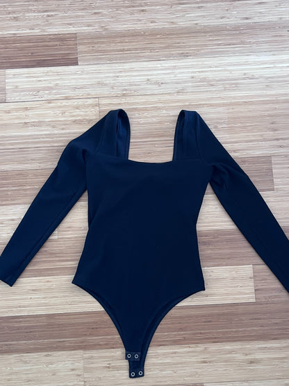 Body Dominique