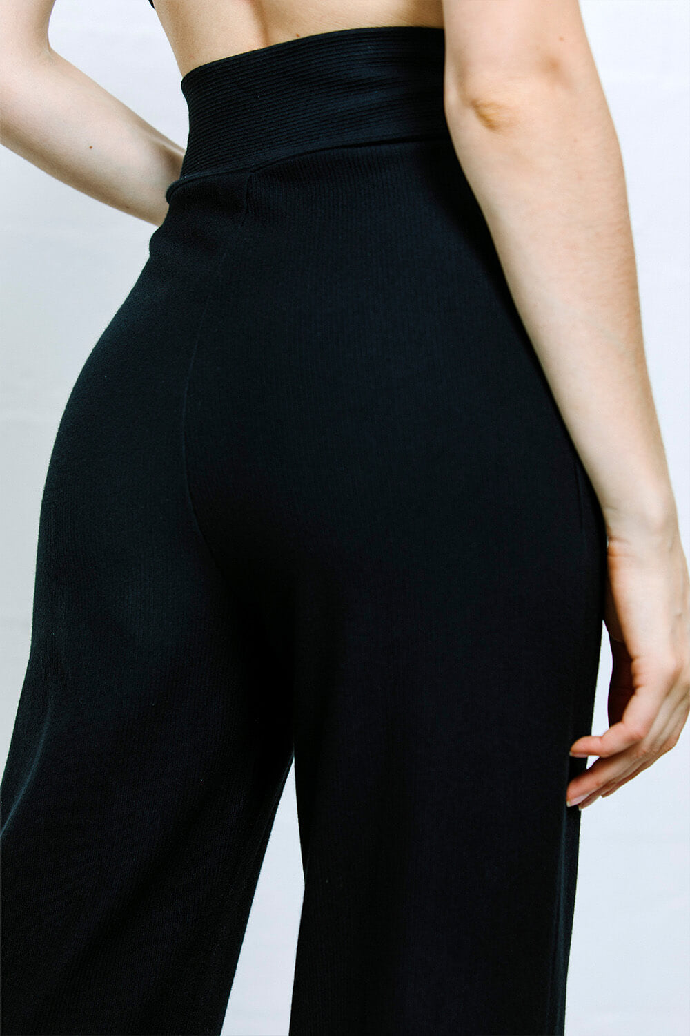 MADELEINE NOIR